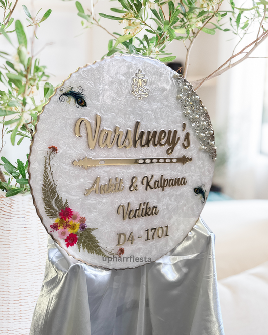 Dry Flower Resin Nameplate