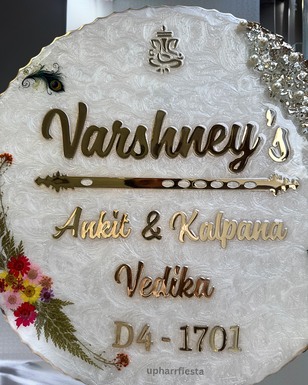 Dry Flower Resin Nameplate